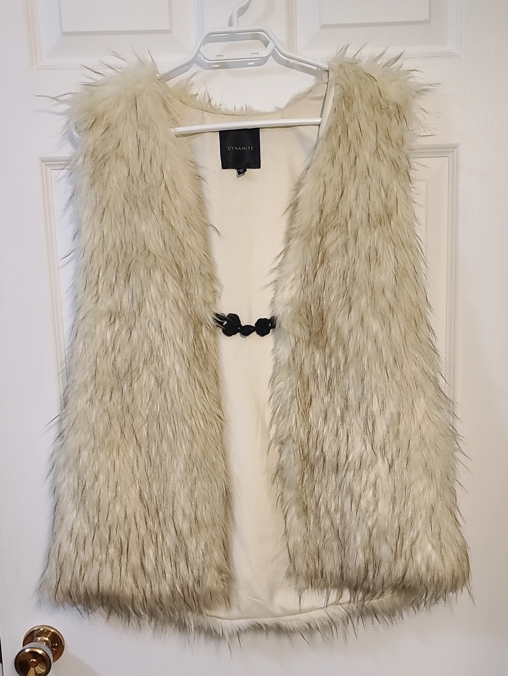 Dynamite Faux Fur Statement Vest Rose Clasp Pockets Vintage-Inspired Size M/L
